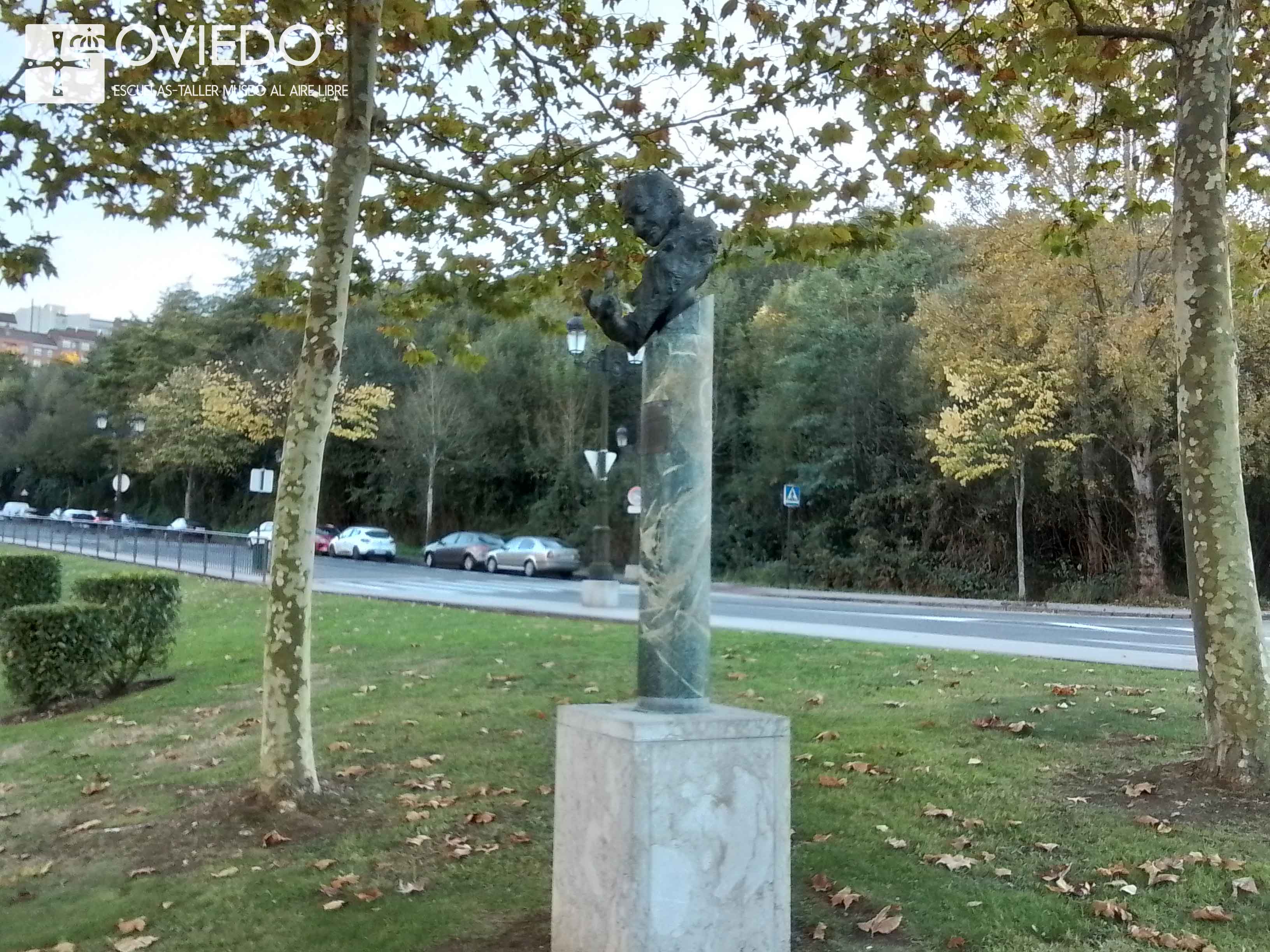 Escultura Ricardo Vázquez Prada